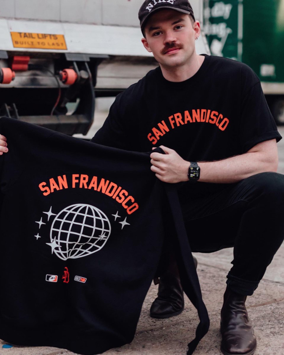 domdolla's tweet photo. So I recently found a cheeky box of San Frandisco Tee’s and Hoodies laying around and figured you guys may like some fresh ISO-threads? 💅🏼 RT and tag a friend in need of some new kit and I’ll pick a few at random and post them out 📬 https://t.co/TLBW33OTm9