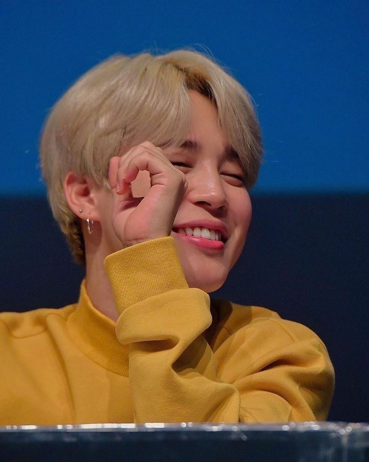alpha_jeonjk's tweet photo. au jikook ABO - who

Jimin e Jungkook são estudantes de veterinária que descobrem que terão um filho juntos de uma maneira inusitada: em uma aula sobre gestação de girafas, a professora precisa de um voluntário para o aparelho de ultrassom ser testado. https://t.co/SWhvnkQNnp