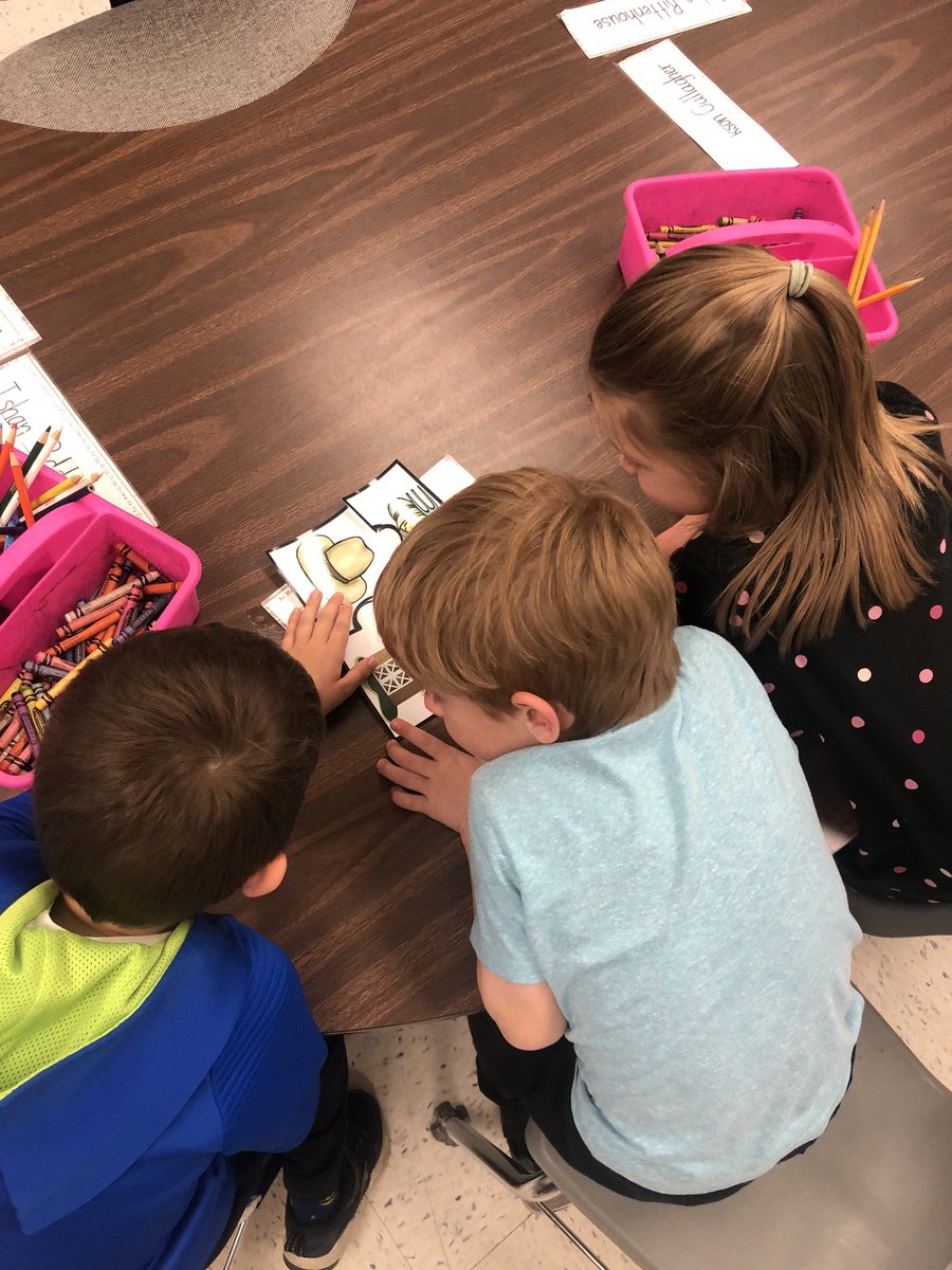 Mrs. McCauley tweet media