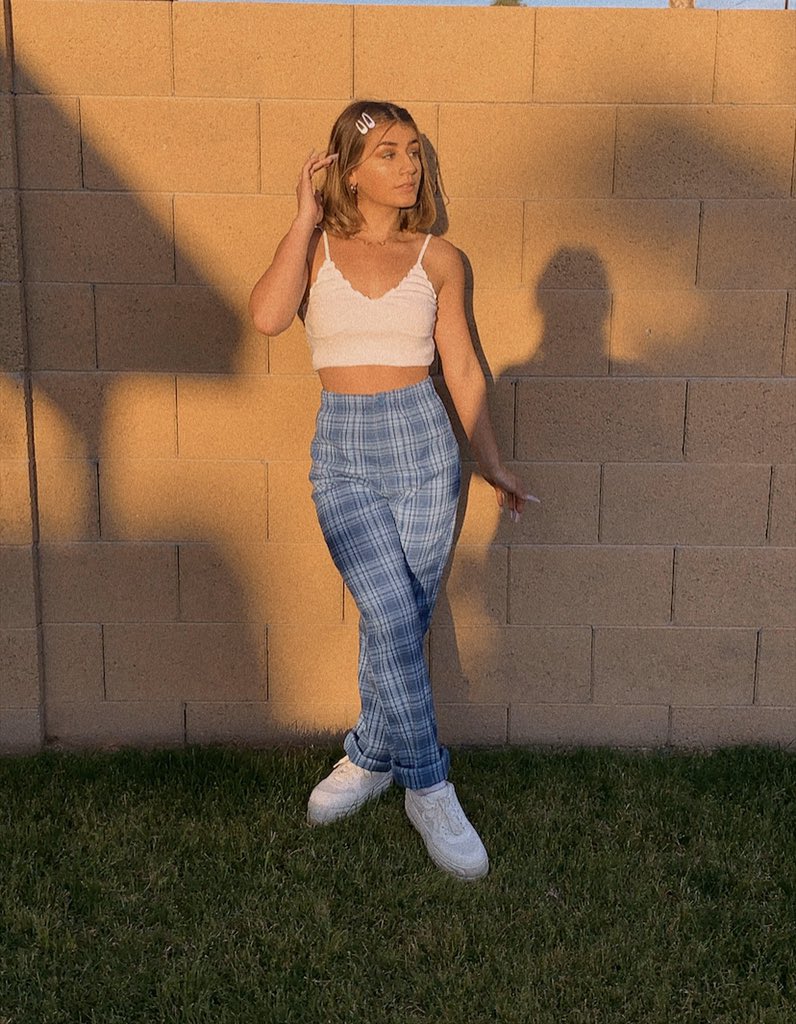 samanthabeam3's tweet photo. 🦋 https://t.co/fvcFa7pon0