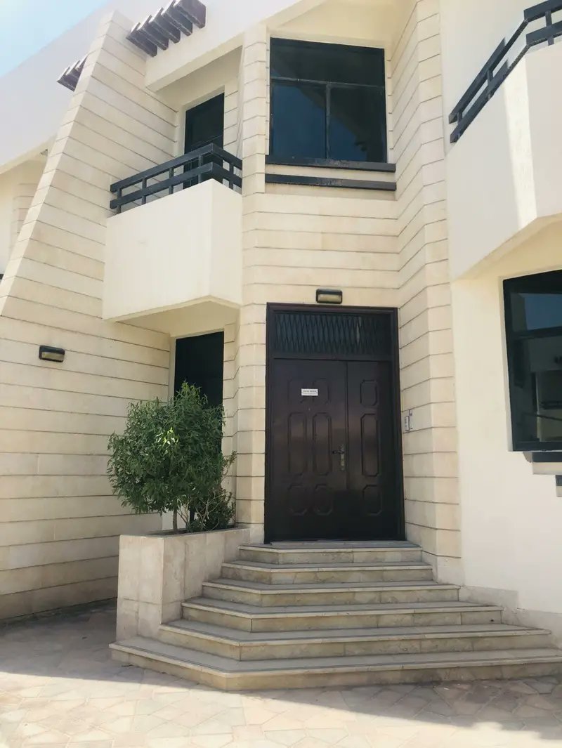 Venithco's tweet image. Fabulous 4-BR  Villa in Compound with Swimming pool FOR RENT!

PRICE - AED 110,000 YEARLY 

For more detail and viewing please contact us
☎️ 025566002 
#propertyforrent #propertyfinder #villaforrent #uae #abudhabi #emirate #uaeproperties #homerentals #HouseHunters