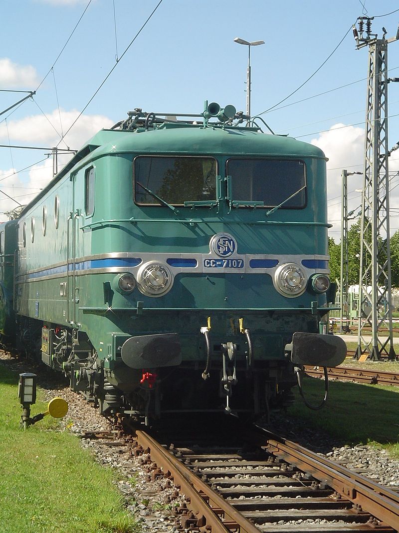 Post war Arzens' most notable work was designing locomotives. For many years the Arzen-styled CC7107 was the fastest electric locomotive in the world.