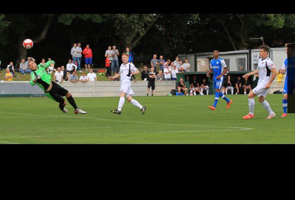 ryanledson's tweet image. Thanks  @_BenChristopher - If you’re a football person please join the challenge of posting a football photo.
Once nominated you have 24h to post a picture of yourself as a player or donate £30 to charity. Tag 4.
@jamestalbot8 @cam_67_ @bentownsend22 @AlexDavies00404