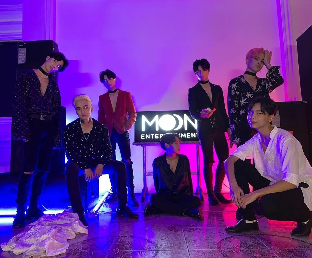 MoonEnt_twt's tweet photo. Выступление наших трейни RedLight на Moon Party с песней Bts - 'BS&amp;T'

#redlight
#BTS #bst
#moonentertainment🌑
https://t.co/EOrhRb5ou1 https://t.co/cQst2TWx3P