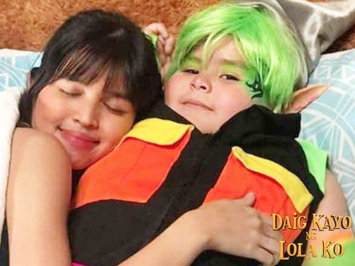 Cuties! Abangan sina Maine Mendoza at Baste mamayang gabi sa Laura Patola! 😍 Visit gmanetwork.com/FullEpisodes or download the GMA Network App to watch full episodes of #DaigKayoNgLolaKo!