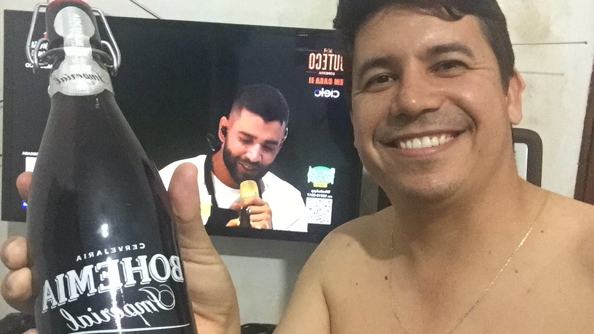 pedromuller1's tweet photo. Alô #ButecoBohemiaEmCasa aqui é #bohemiaImperial pra acompanhar o @gusttavo_lima https://t.co/EwnrUaLdLX