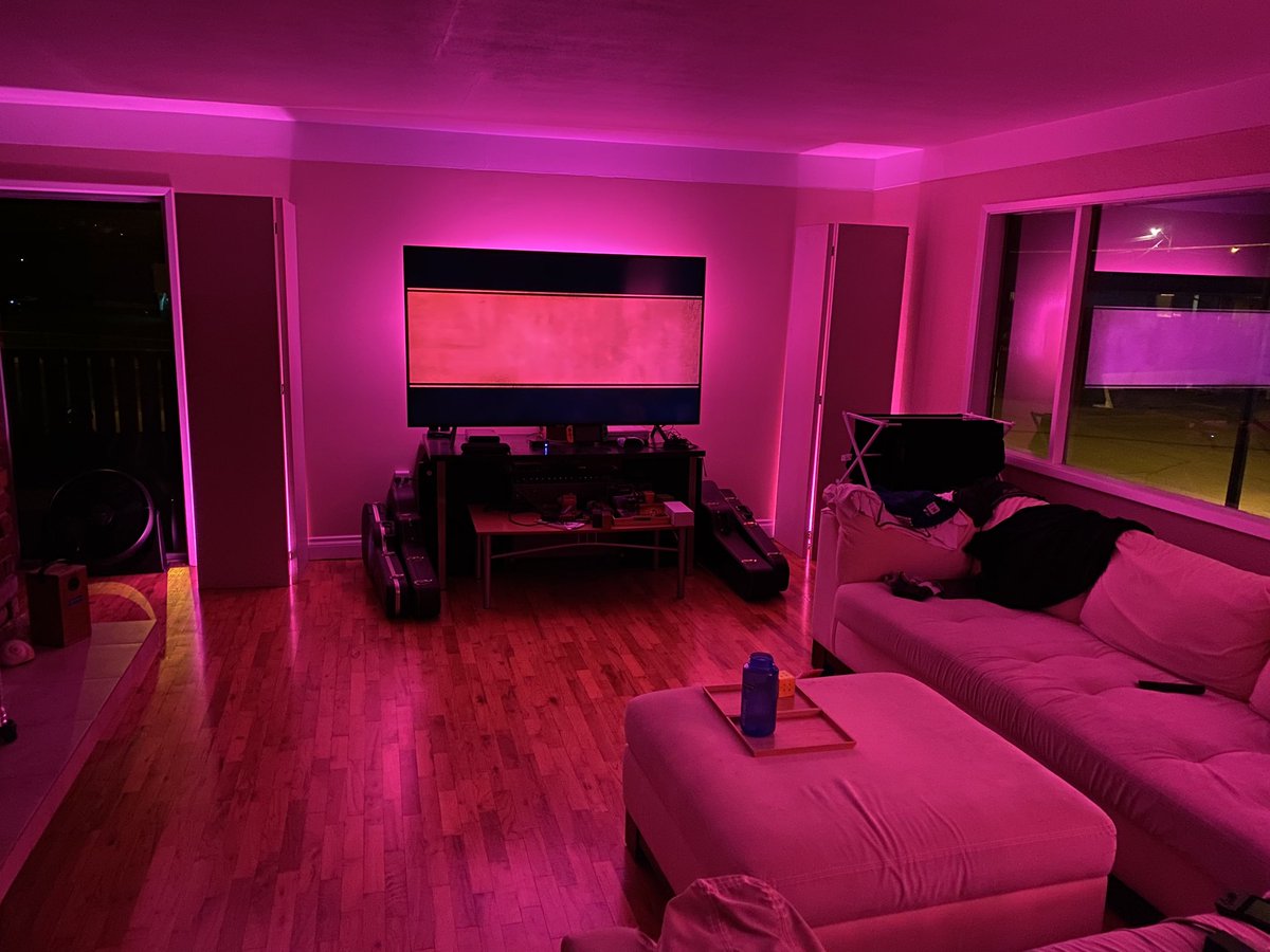 Movie night again! Watched Better Cal Saul, rewatched Breaking bad (all 5 seasons) now it’s time for El Camino. 🙂 just a normal isolated week here at the house! Hahah