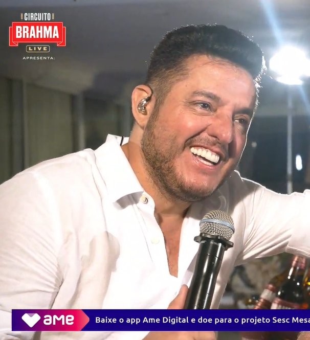_wilder06's tweet photo. 5 horas de live do Gusttavo Lima / 15 minutos estudando #BotecoEmCasa https://t.co/jvzCzEVLDE
