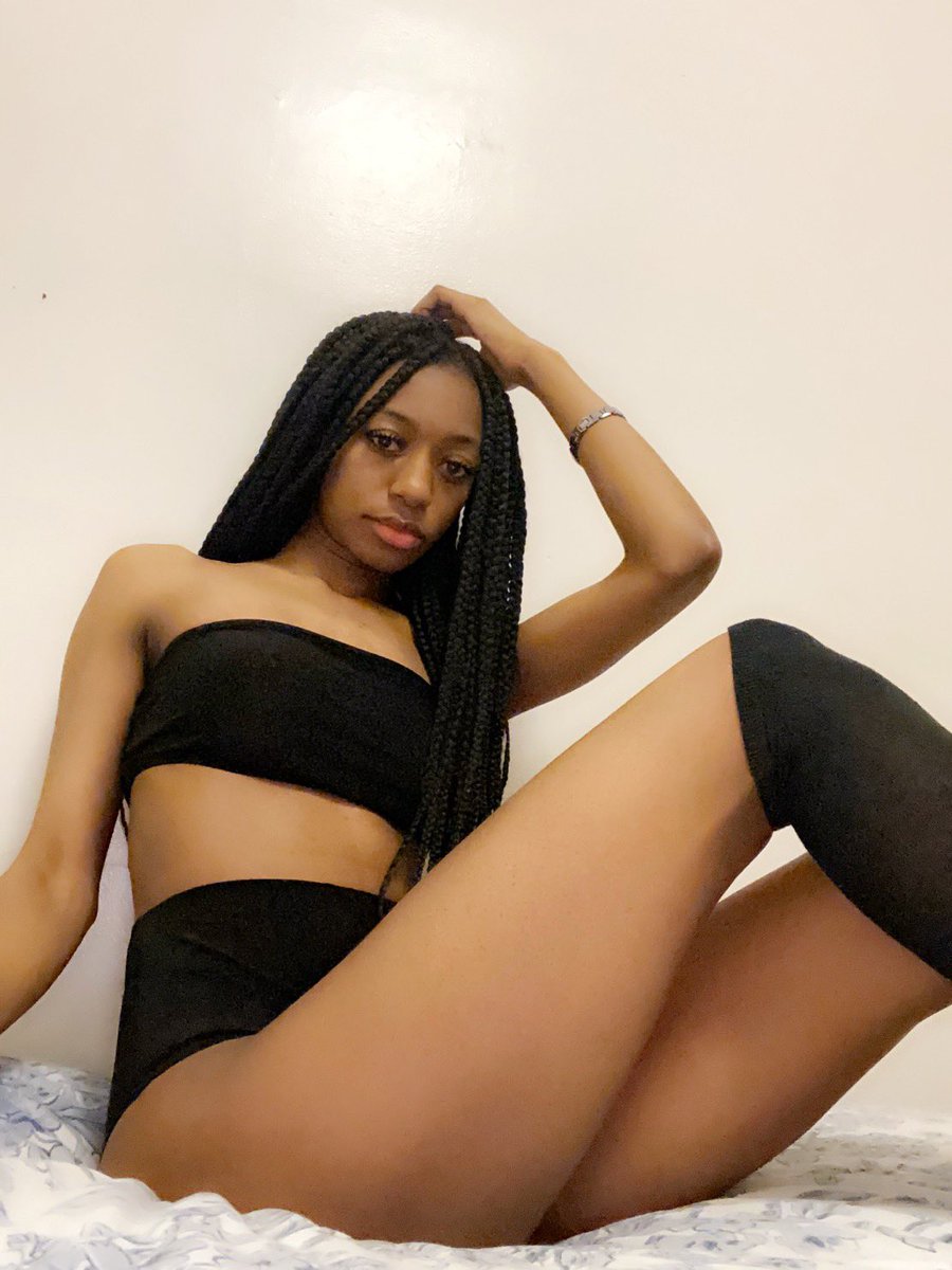 slim_socxld's tweet photo. “Them rainy nights can turn into some sunny days.” #StayHome #Quarantine #QuarantineAndChill #ModelsBeLike... https://t.co/v2vLsZQ2RT