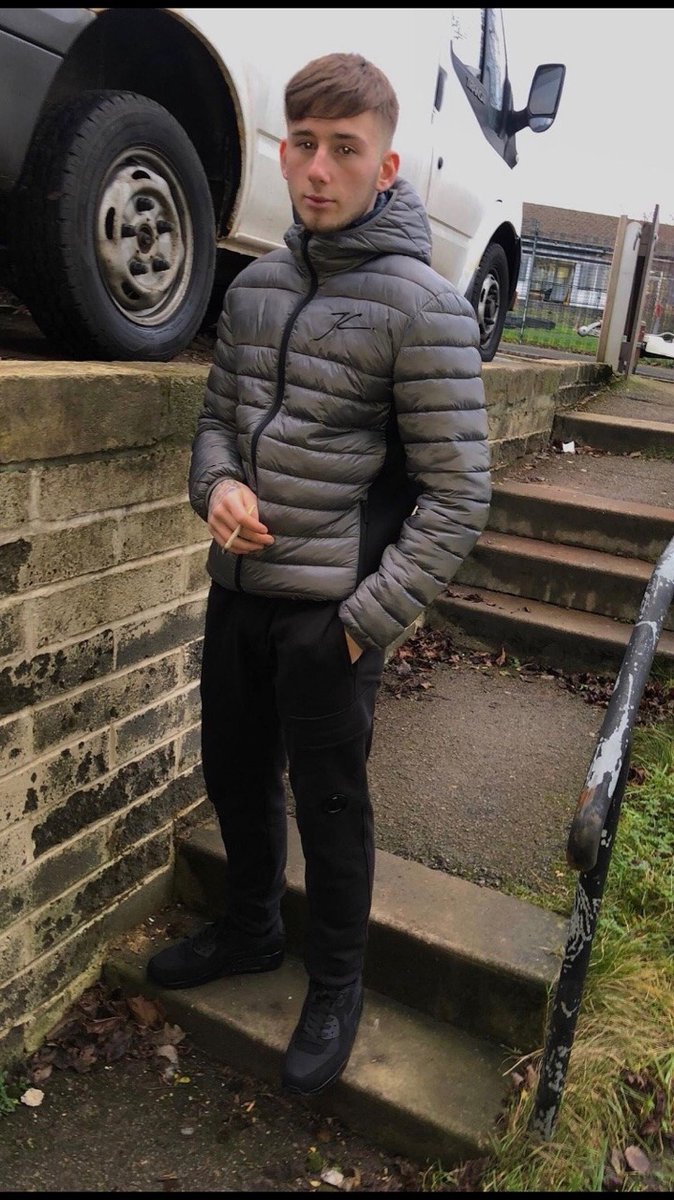ScallyVault's tweet image. New Picture Added -> scallyvault.com/pic/27478
#ScallyVault #Scally #Chav