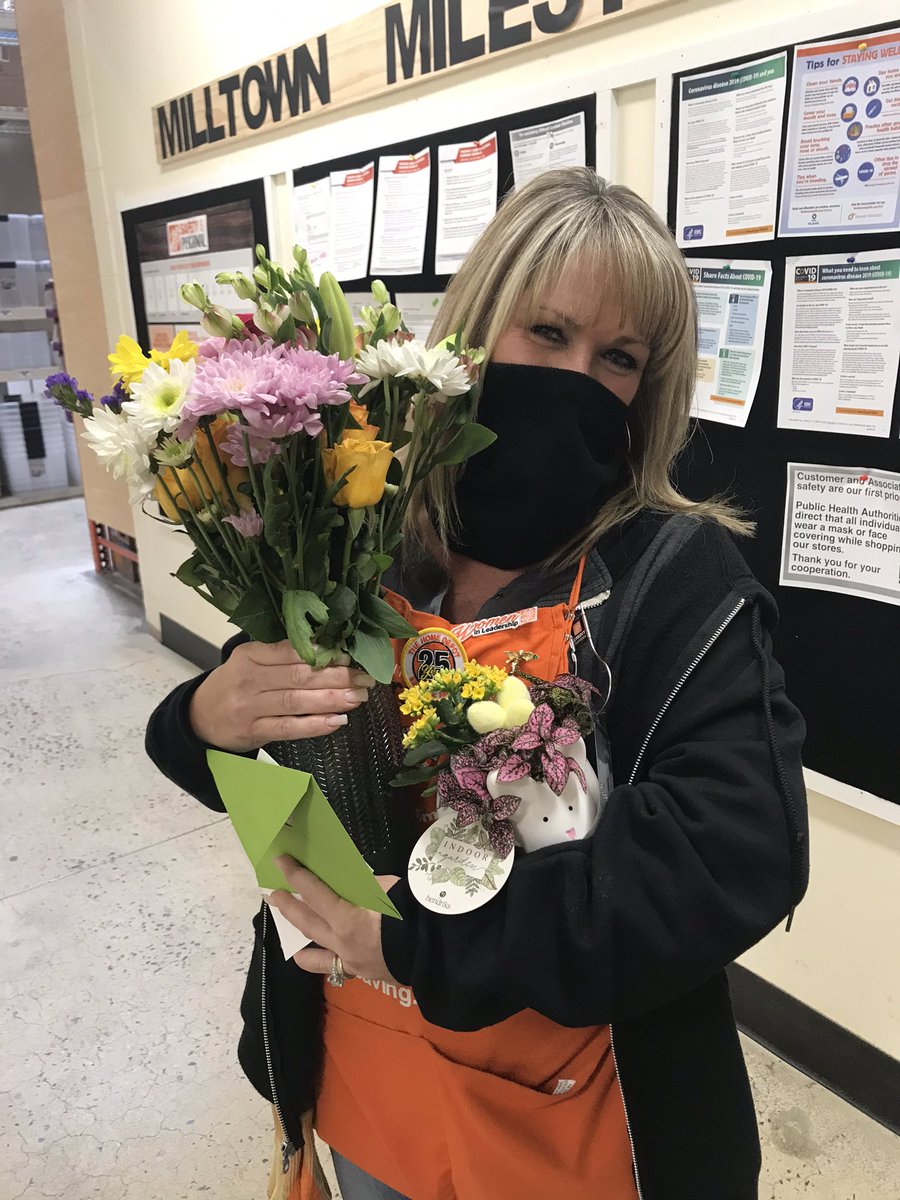 CCardelfe's tweet photo. Congratulations Tara on your 25th year Anniversary, you are one of our most cherished assets at 0918 Milltown. Thank you for all that you do.@Tara75908352 https://t.co/LAb2umOZyR