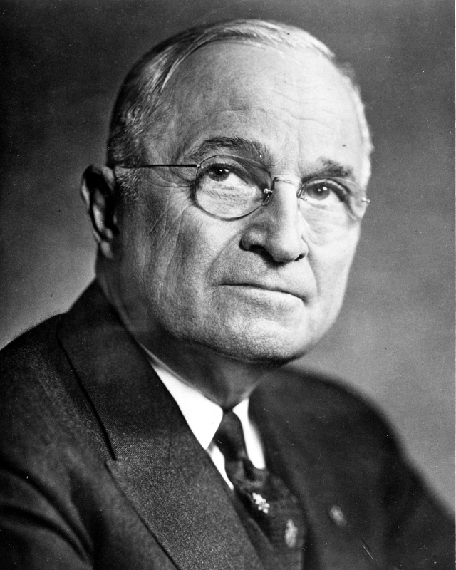  #Truman told reporters the next day that on hearing the news of  #Roosevelt's death, he felt like “the moon, the stars, and all the planets had fallen on me.” He maintained that he never had any ambition to be president.  #USPolitics  #FDR  #Truman75  #OnThisDay