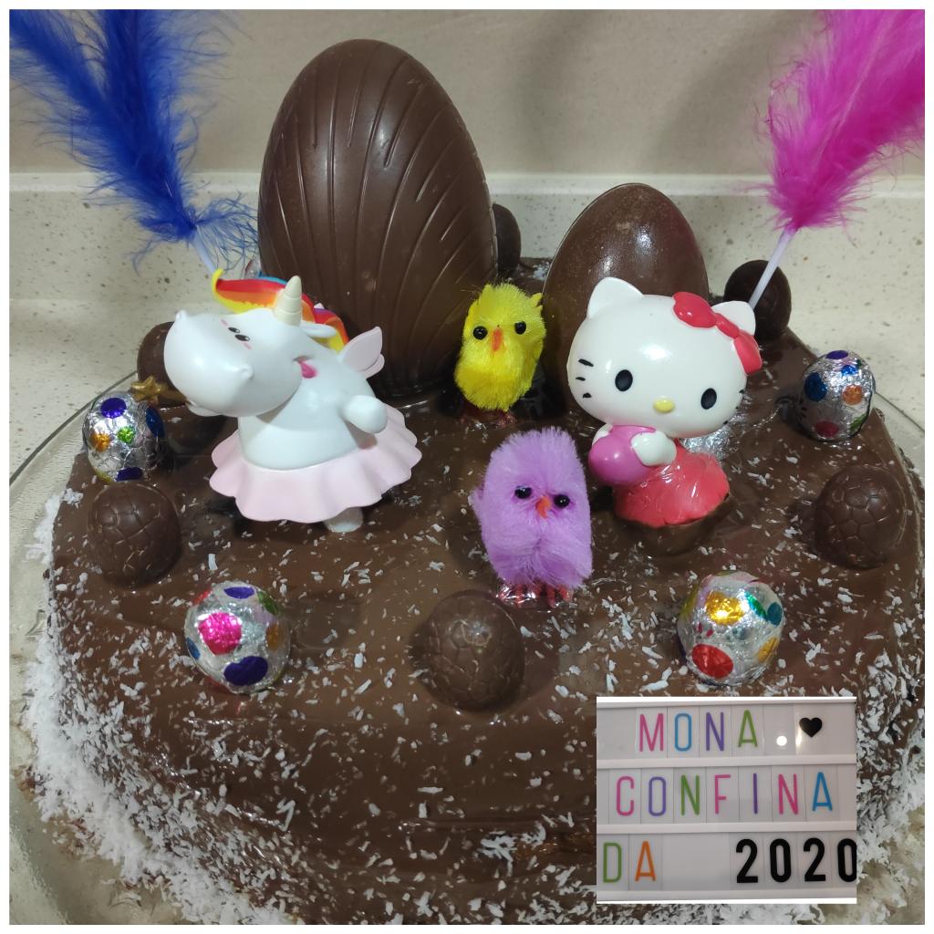 Hesperion's tweet photo. Bon diuemenge de la mona de pasqua confinada a totes! 🥚🥚🐥🐥 #monaCasolana #fetaACasa #mona2020 #caramelles https://t.co/JDFAIiOwi7