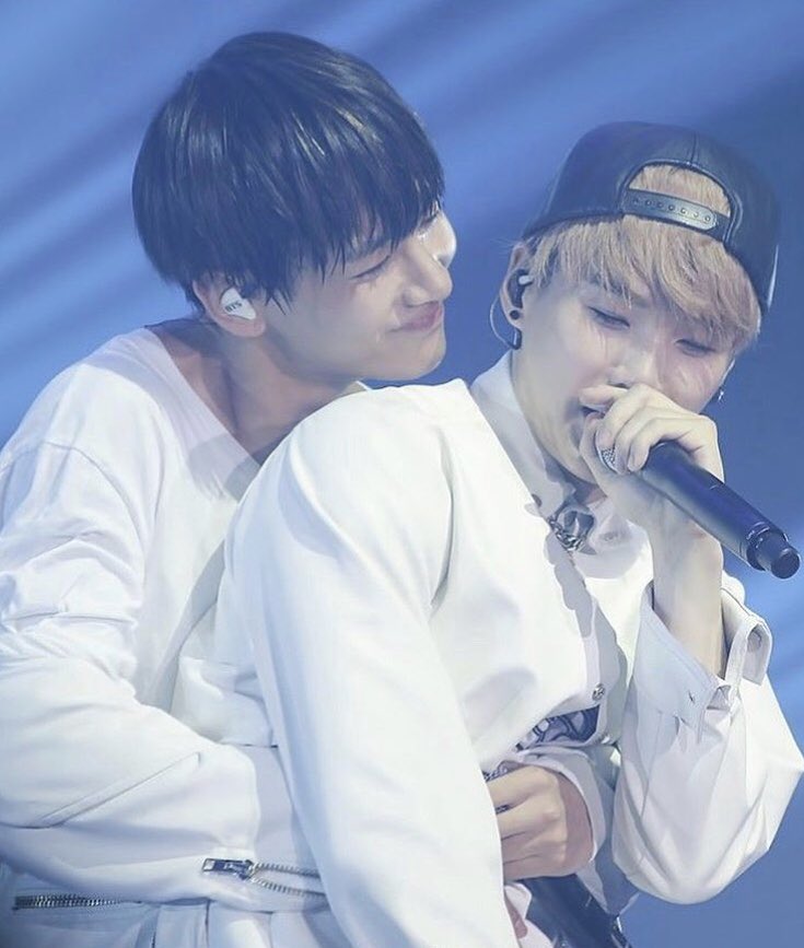 ha_chan_army's tweet image. チング探してます😖

🌈テギよりのall

🌈千葉army

🌈フォロバ100%

#armyさんと強烈に絡みたいのでRTしてくれた方フォローします 

#armyさんと繋がりたい