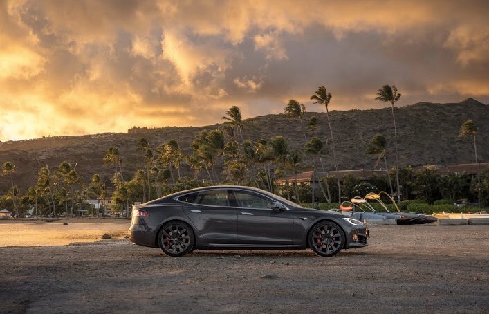 weedrivetesla's tweet image. The Model S is simply a beautiful S3xy car that started and transformed the Electirc Vehicle market into what it is today! @elonmusk @Tesla #tesla #goat #ModelS