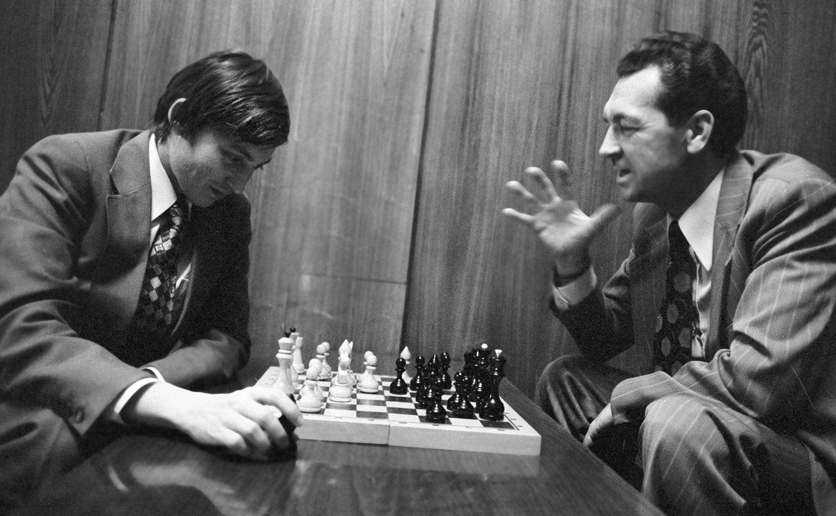 Vitaly Sevastyanov was an avid chess fan - so much so, that he would later become President of the Soviet Union Chess Federation from 1977 to 1986 and from 1988 to 1989. He played a very important role during those years when chess was still dominated by the Soviet players.