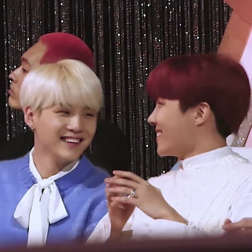 bts looking at hoseok like he’s the prettiest person in the world, a thread