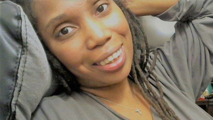 Hi guys took two days off now ready for my long days back to back. https://t.co/C56V2Zlp9F