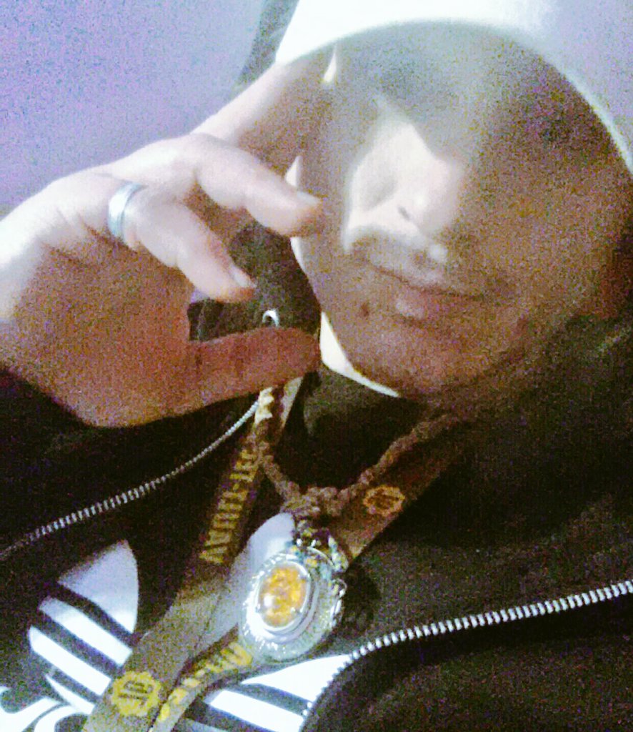 TylerBr36868227's tweet photo. #NewProfilePic2020
#RIPHWaynesWorld
#coronavirus
#nnevvy
#HappyEaster
#TweetYourSeat
#WTFymas
#wtftw
#ftwtf
#NewGuy
#oldguy
#$ https://t.co/LsGw5DKCae