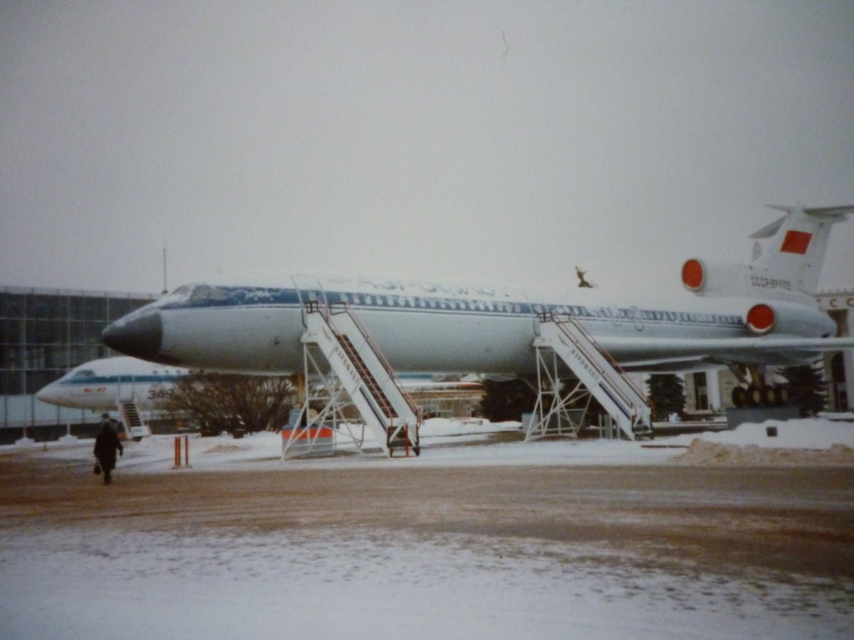 イリューシン62 على تويتر 情報ありがとうございます 当時アエロフロートの旅客機が2機 Tu154とyak42もありましたが これも今あるんでしょうか