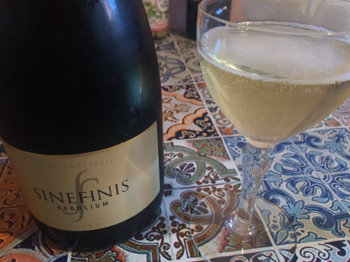 thewinetattoo's tweet photo. Wherever you are, a Happy #Easter everyone from #Lockdown #Venice @winewankers @JMiquelWine @CHARLIEWINES @pietrosd @Giulia3006  Cheers from my terrazo with wonderful bottle #RibollaGialla 2015 Methode Champenoise from two #Collio #winemakers one in Italy the other Slovenia https://t.co/b54l7DWyOg