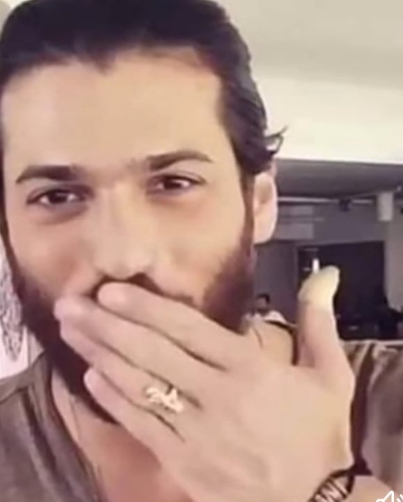 titinasacco's tweet photo. Buongiorno carissime amiche virtuali,vi auguro una serena e felice Pasqua #restateacasa🏠#insiemecelafaremo felice Pasqua anche a te Can #EvdelKal #CanYaman https://t.co/u2mser9Xhm