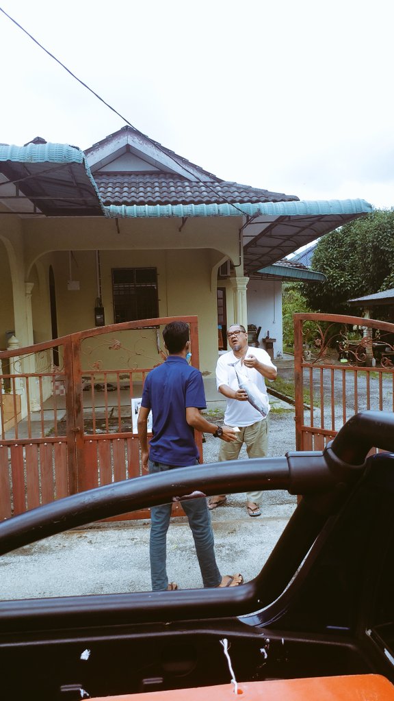 PnkKemaman's tweet photo. 12.4.2020 - Alhamdulillah.Selesai urusan penghantaran ikan segar terus ke rumah di sekitar Kemaman.Terima kasih atas sokongan anda semua.Esok (ISNIN),tiada penghantaran.

#LKIM 
#LKIMHQ 
#LKIMTERENGGANU 
#StayAtHome 
#DudukRumah https://t.co/bEBKnMsiCm
