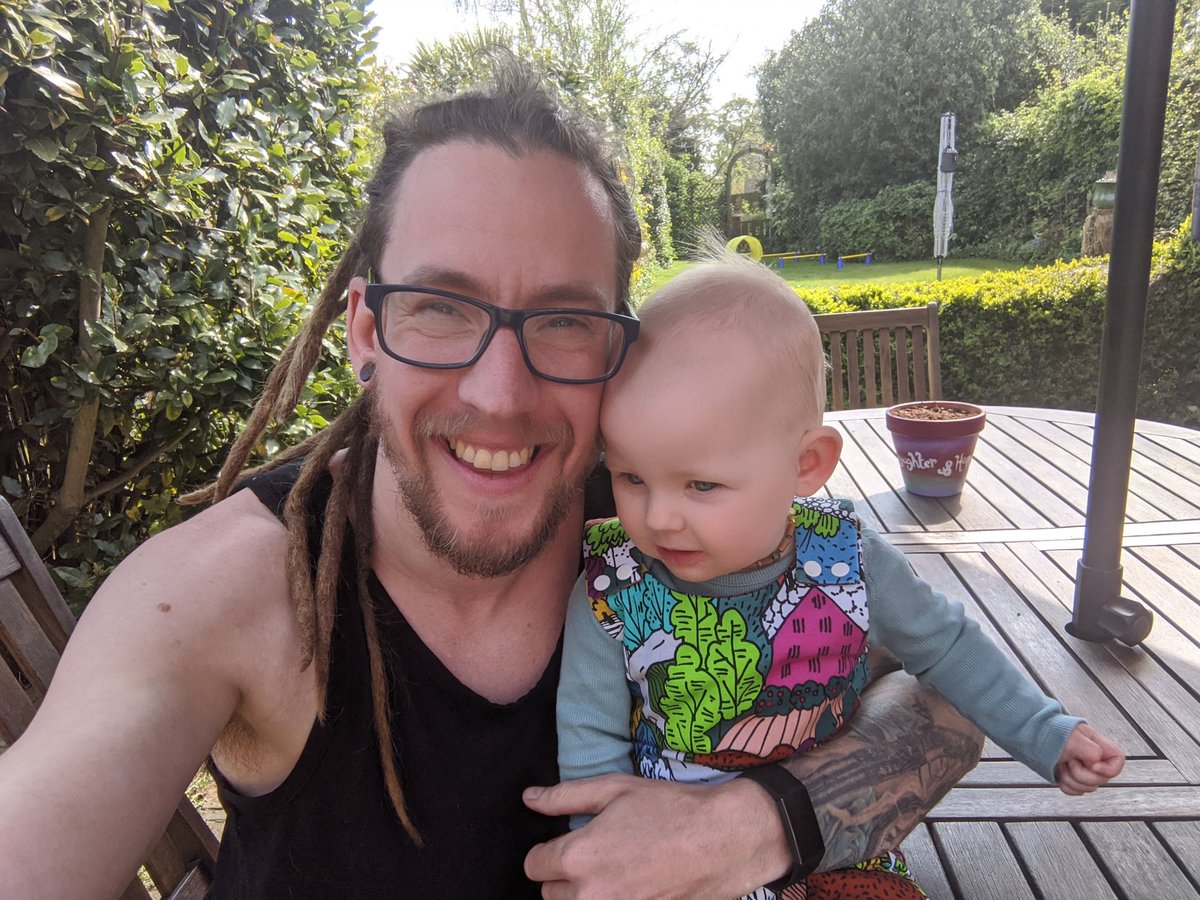 WizBitz_Games's tweet photo. Future pixel artist cuddles!

#cute #baby #pixelartist https://t.co/y2290Pk4IU