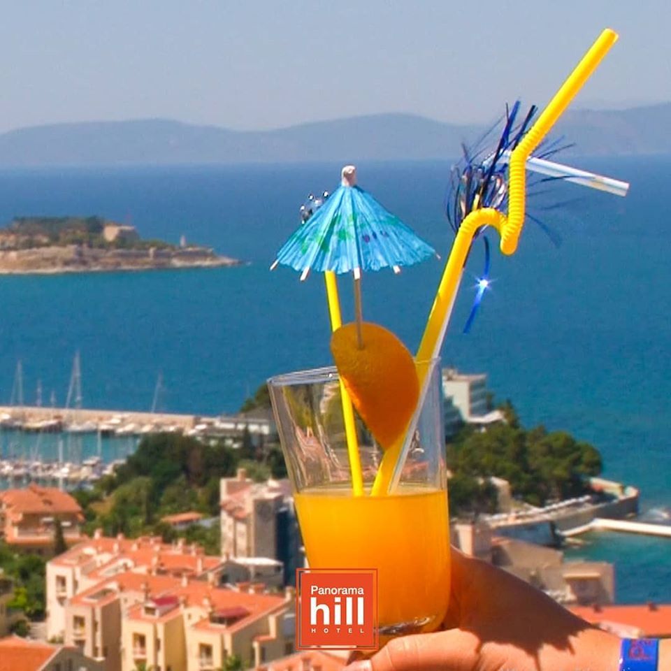 Yediğin içtiğini de heyecan ve zevkle anlatacağın bir tatil 💕 #ThePanoramaHill #kuşadası