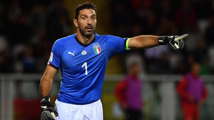 YOUR FAVORITE ITALY PLAYER?- Andrea Pirlo - Francesco Totti- Lorenzo Insigne- Gianluigi Buffon (NOT HERE? MENTION HIM)