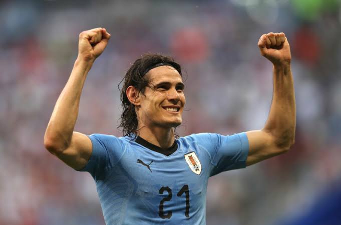 YOUR FAVORITE URUGUAY  PLAYER?- Edinson Cavani- Luis Suarez - Lucas Torreira - Diego Forlan (NOT HERE? MENTION HIM)