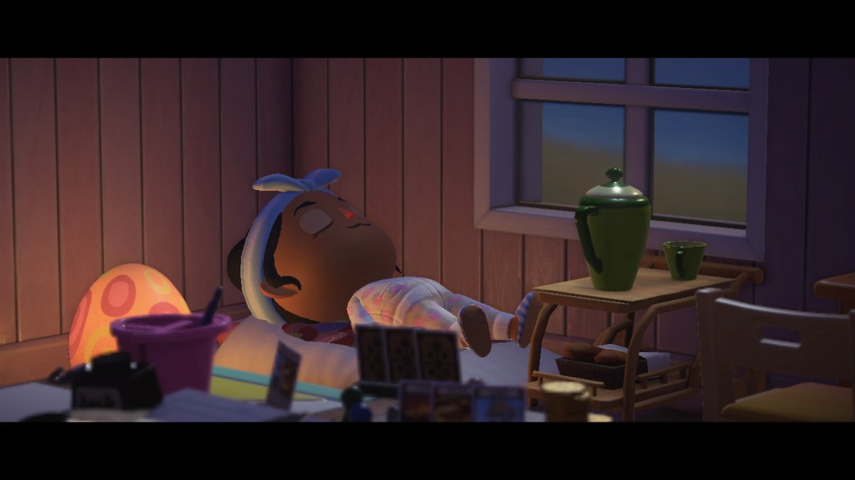 leahhenare's tweet photo. Nanight world... Hope everyone had a nice Easter weekend!

 #AnimalCrossing #ACNH #NintendoSwitch #cozy https://t.co/u92zvWeO5A