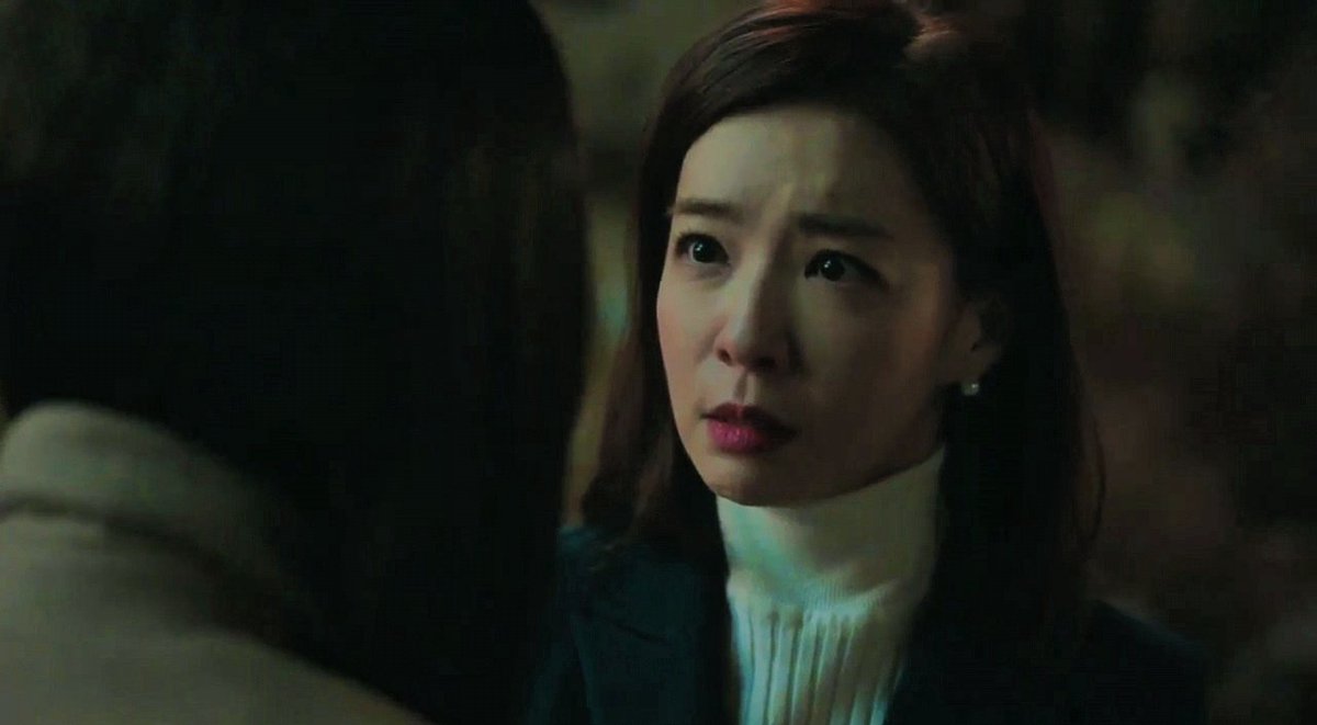 "What about you, who went on a trip with my husband's mistress?"I SWEAR! I WAS THINKING ABOUT THE SAME THING WHEN SHE ACCUSED SUN WOO!  #TheWorldoftheMarried #부부의세계