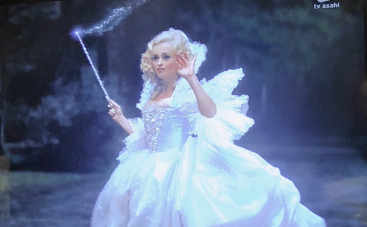 シンデレラが放送中とのことなので 流星のように現れるフェアリーゴッドマザーの写真おいときますね ツイレポ