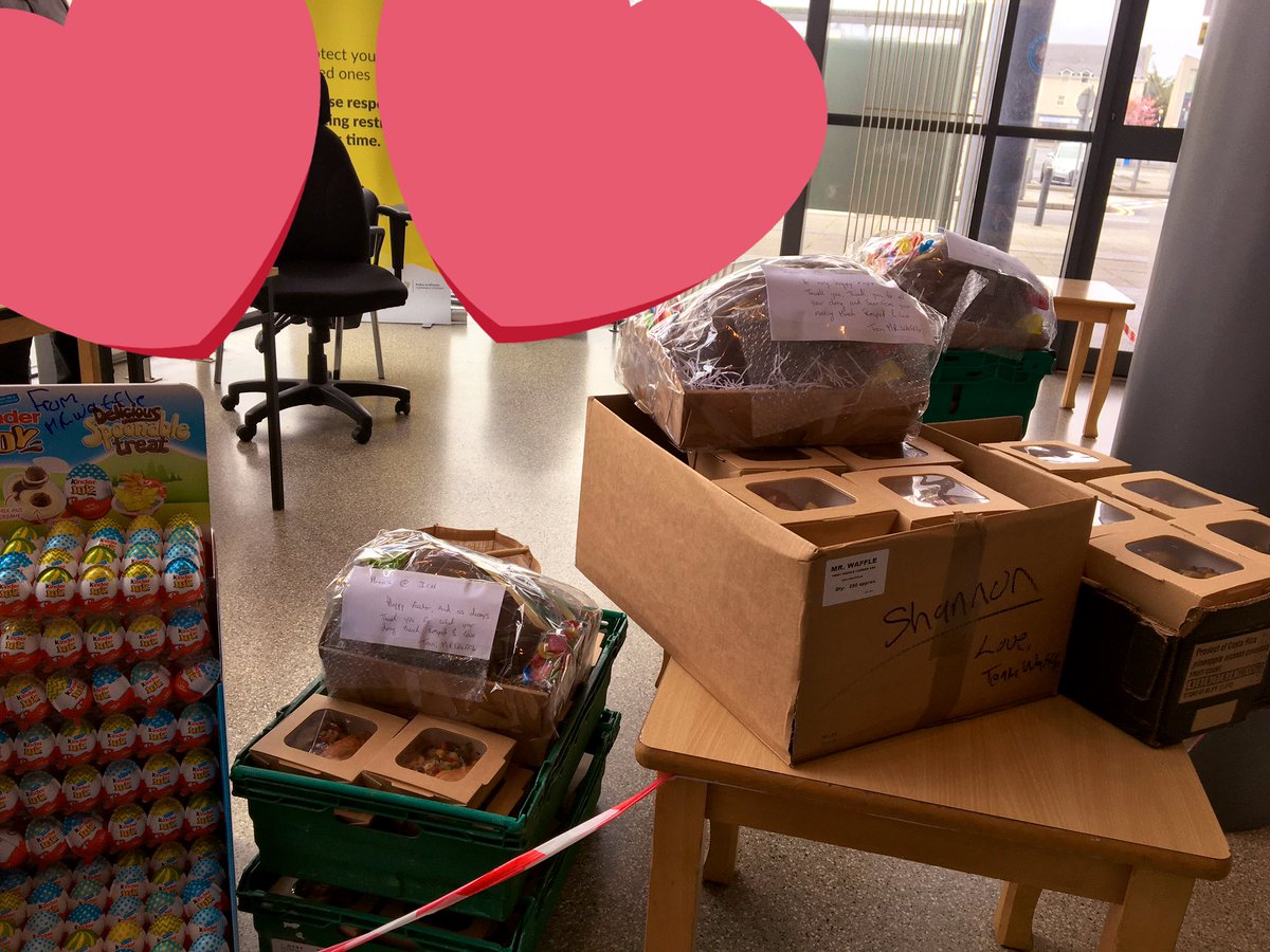 MrWaffleGalway's tweet photo. In what can only be described as our best weekend since we closed we delivered our largest order to UCHG. Today 175 meals brings us over 4,200 meals and a load of eggs to the kids, frontline staff all thanks to @feedtheheroes1 @VolkswagenVanIE #marsireland #FeedTheHeros https://t.co/r2JeeTbikK