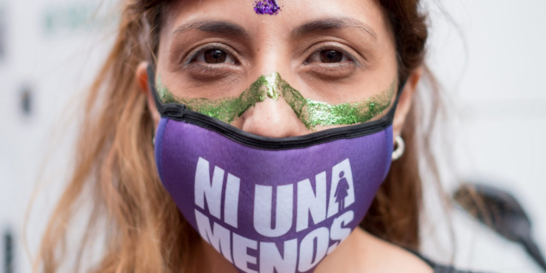 DinamoPress's tweet photo. Femminismo, #pandemia e il futuro che verrà #COVID__19
#NiUnaMenos

Prospettive femministe per una analisi della crisi a partire dalle lotte per costruire le possibili vie di uscita: articolo di Luci Cavallero e @veronica_gago 

https://t.co/ud8NTDjimw https://t.co/4XoPGCtCia