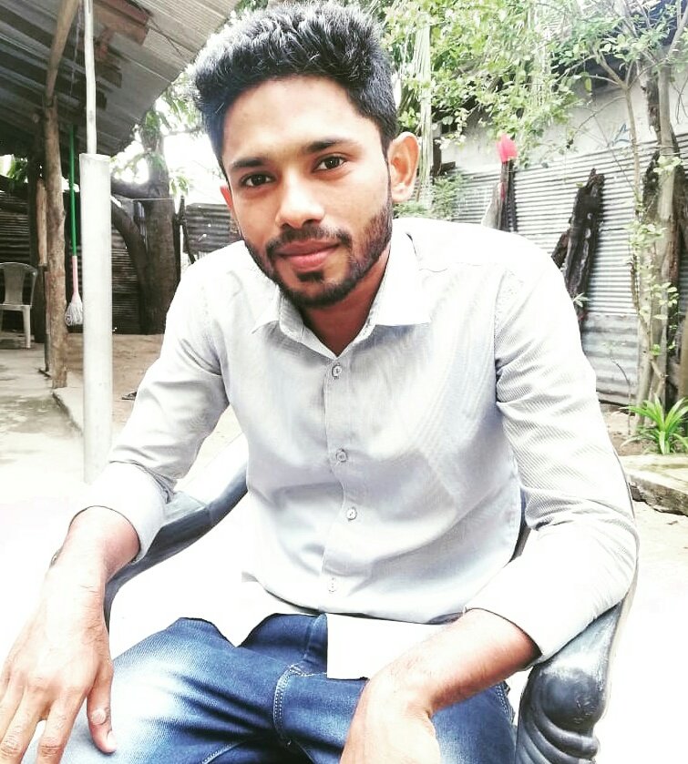 ashraf_sanoos's tweet photo. ஒரு மொழியில்லாமல் கவிதை ஆகிறேன் 
got engaged with @fathima_razak https://t.co/ehSgC8YOwD
