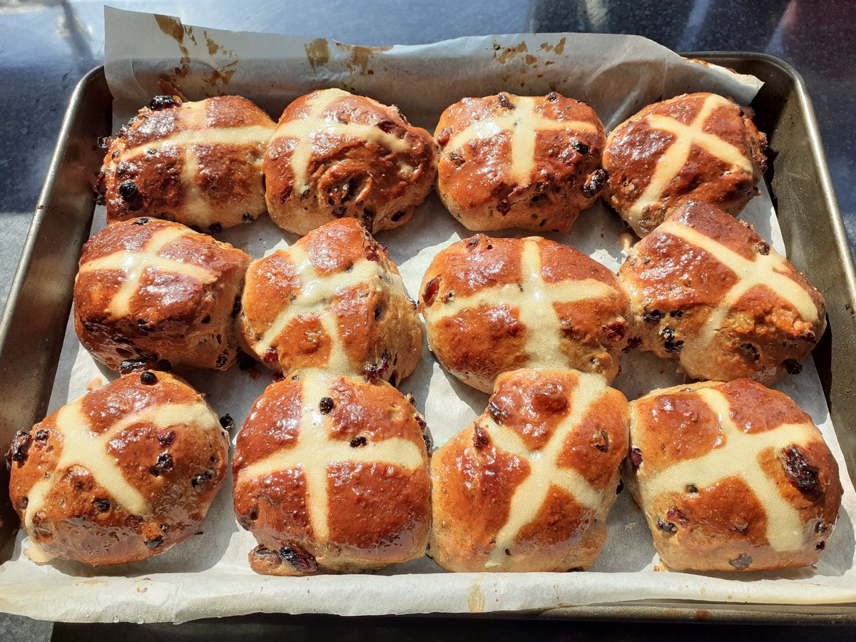 Lockdown Easter baking... hot cross buns ofc. Have eaten three already