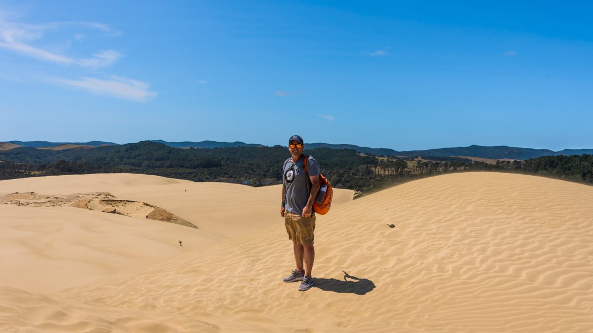 Fair to say my family loved it as much as I did. Can you believe this is  #BitsOfNewZealand the breathtaking Te Paki Sand Dunes just south of Cape Reinga are simply out of this world.