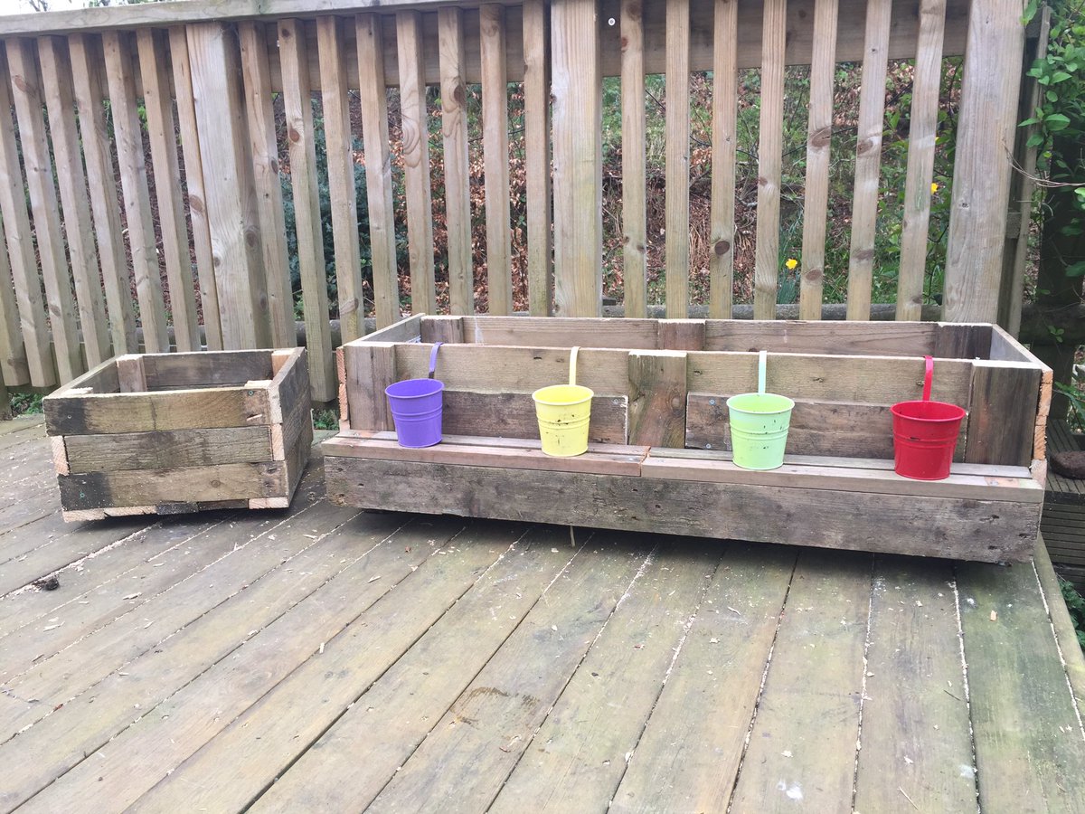 shore_ian's tweet photo. I’m not bored but I have been making planters from old builders pallets!! #shabbychic #upscaling #bitofanerd https://t.co/W8X0V1F4II