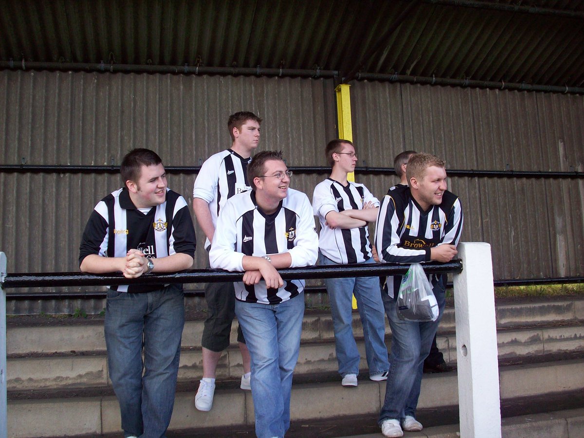 shotb83's tweet photo. Blast from the past - Crook Town away, FA Vase 2007 @Ashington_FC π https://t.co/pZ9SY39qwg