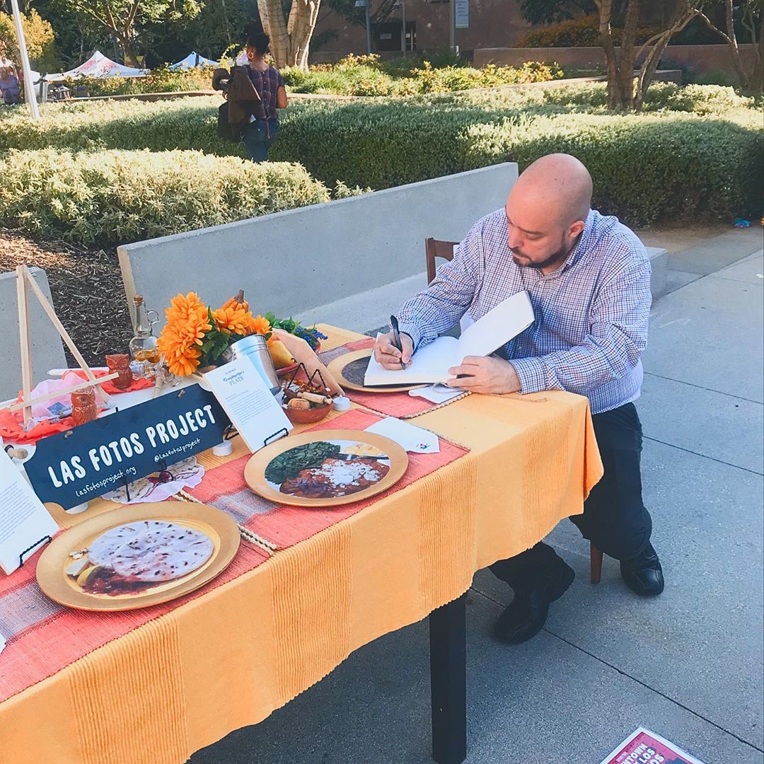 urbanjibaro's tweet photo. #21DayJournal is a series of sometimes unedited tweets, blog posts, podcasts, Facebook / IG lives and Linked In posts written between April 11th and May 1st during the COVID-19 quarantine.
Read more: https://t.co/vOvcGWCGED https://t.co/JpUvgYU0H0