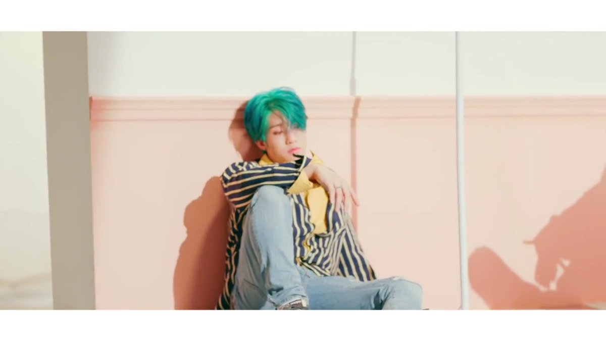 Park Jinwoo or Jinjin green hair an important and necessary thread