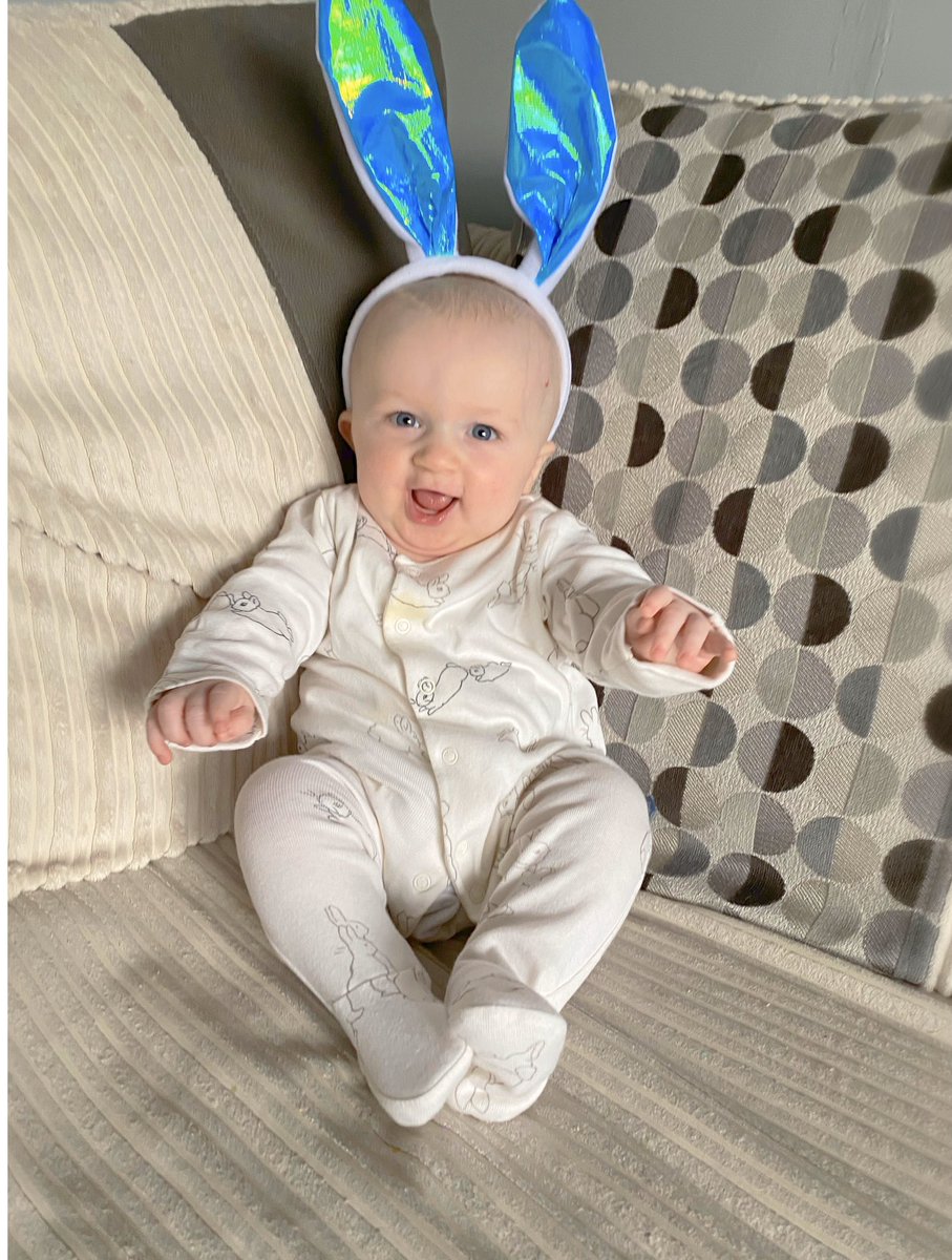 EmilyAn18's tweet photo. Happy Easter🐣🐰 https://t.co/7PrfoCO5ff