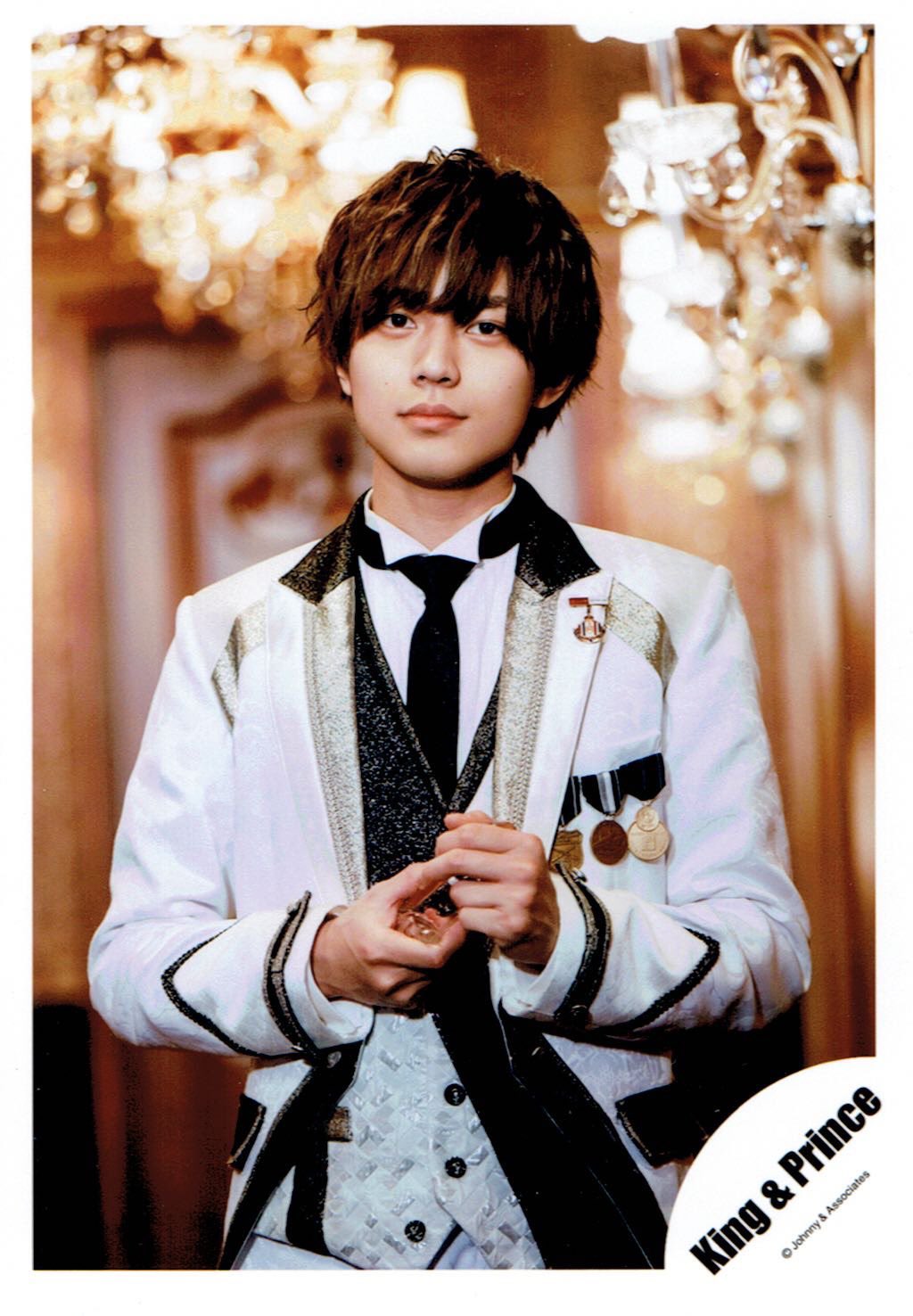King &amp; Prince - [公式写真]永瀬廉シンデレラガールオフショ King&Prince 永瀬廉 公式写真 シンデレラガール | Buyee 通販