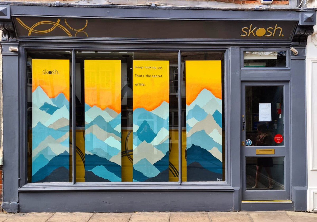 NeilBentinck's tweet photo. An uplifting mural has been created for @skoshyork by the awesome Brenna and Jeff from @AoPGallery Positive vibes 🙏 #keeplookingup https://t.co/PA3OgFm8GT