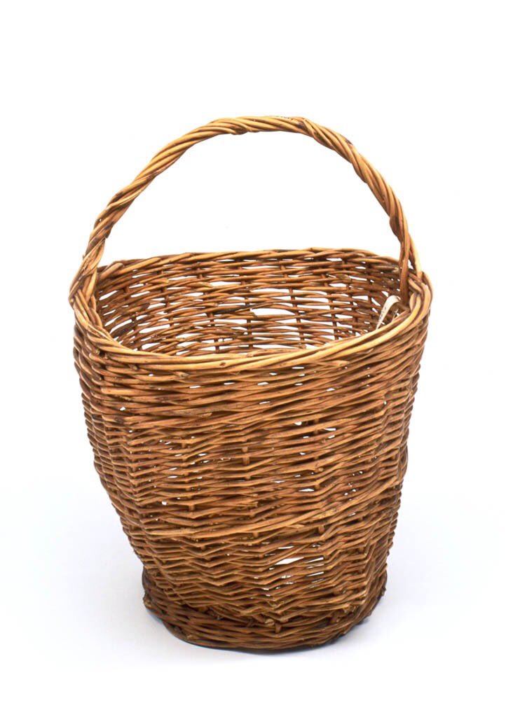 National Museum Of Ireland On Twitter It S Easter Sunday So We Re Going To Have An Egg Hunt Today For Objects From The Museum Collections That Are Related To Easter Eggs Firstly
