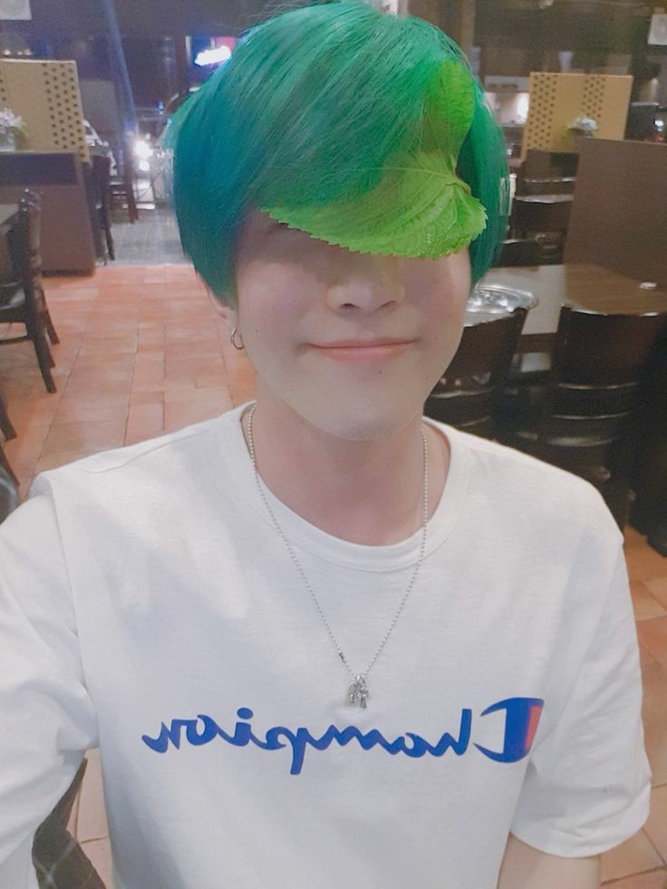 Park Jinwoo or Jinjin green hair an important and necessary thread