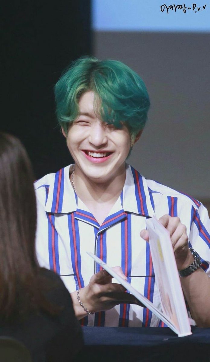 Park Jinwoo or Jinjin green hair an important and necessary thread