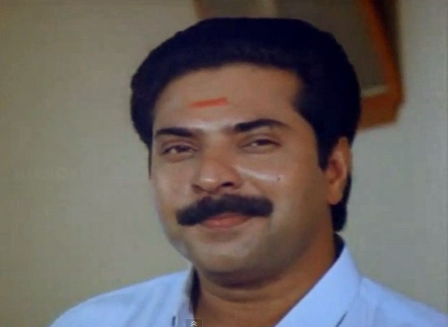 At age of 37, Mammootty makes Sethurama Iyer a household name through Oru CBI Diarykurippu. From an angry Balram to an extremely calm and composed Iyer, Mammootty just changes himself as a character needs it.